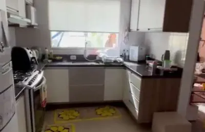 Viva com estilo: casa charmosa para aluguel no porto das laranjeiras!