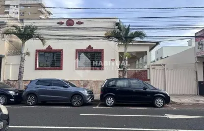 Casa comercial com 3 salas para alugar no centro, uberlândia  por r$ 9.500