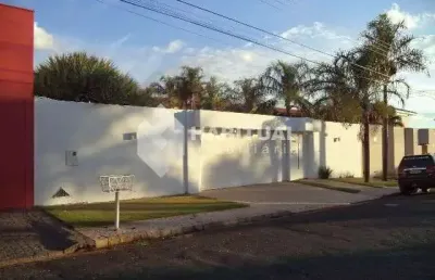 Casa comercial com 7 salas para alugar no morada da colina, uberlândia  por r$ 15.000