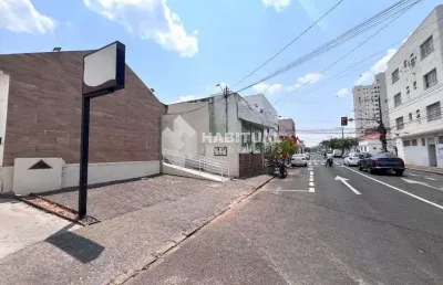 Casa comercial com 6 salas para alugar no centro, uberlândia  por r$ 3.500