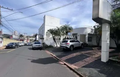 Casa comercial com 9 salas para alugar no brasil, uberlândia  por r$ 12.000