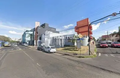 Casa comercial com 4 salas para alugar no centro, uberlândia  por r$ 8.000