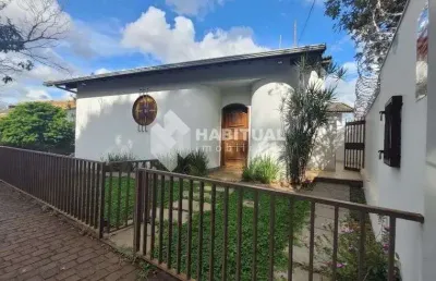 Casa comercial com 3 salas para alugar no tabajaras, uberlândia  por r$ 5.000