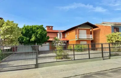 Casa para venda em tramandaí, centro, 4 dormitórios, 1 suíte, 4 banheiros, 4 vagas
