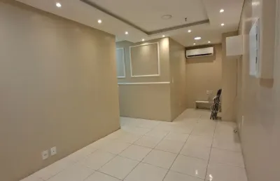 Alugo sala comercial- atlantic ( djalma batista) * adaptada para clínica odontológica