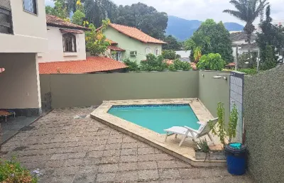 Casa com 4 dormitórios, sendo uma suíte, à venda com 340 m² por r$ 1.249.999 no no condomínio nova barra