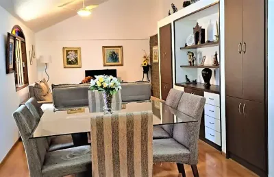 Excelente casa linear no condomínio jardim uruçanga – anil, jacarepaguá