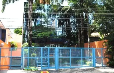 Moema  - prédio comercial monousuário 1.250m² 30 vagas