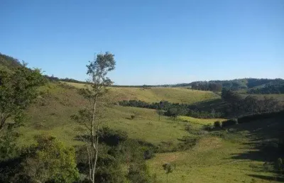 Chácara / sítio com 2 quartos à venda na Estrada Municipal José Lazaro Ferreira, 104, Araras dos Mori, Bragança Paulista