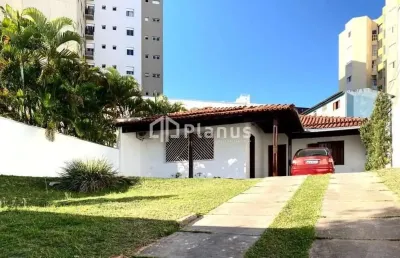 Casa com 3 quartos à venda no Jardim Amália, Bauru 
