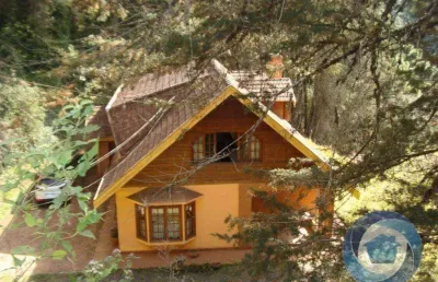 Sobrado com 4 dormitórios à venda, 500 m² por r$ 2.200.000,00 - descansópolis - campos do jordão/sp