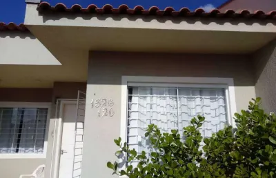 Casa com 2 quartos à venda na rua francisco da conceição machado, 1526, gralha azul, fazenda rio grande, 54 m2 por r$ 220.000
