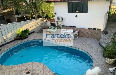 Casa com 4 quartos à venda na Avenida Tarumã, 104, Penha, São Paulo