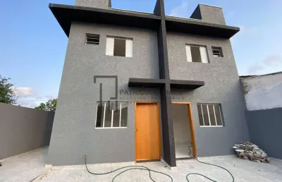 Lindo sobrado pronto para morar 59 m2 com 2 quartos,1 suíte, central parque