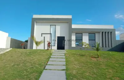 Linda casa térrea com 162 m², 3 dormit, no village ipanema 2 em araçoiaba