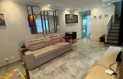 Sobrado lado praia! 3 dorms porteira fechada por r$699mil
