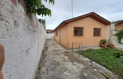 Casa ampla com terreno no pinheirinho/sítio cercado