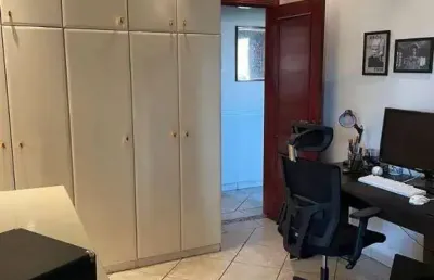 Apto 153,0m2 03 dormitórios sendo 02 suítes e 02 02 vagas.