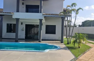 Casa dúplex ampla excelente localização em lauro de freitas