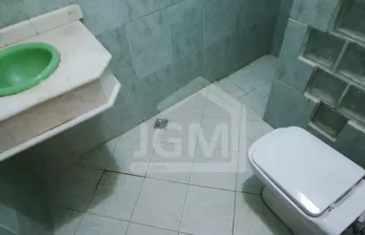 Casa com 2 quartos para alugar na Rua Engenheiro Henrique Lussack, 812, Edson Passos, Mesquita