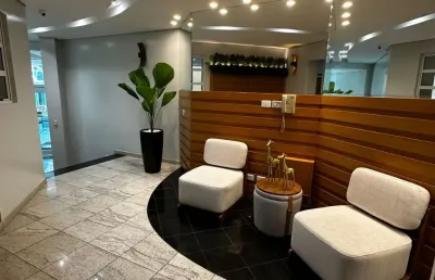 Apartamento com 2 quartos à venda na Zona 07, Maringá 
