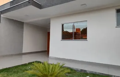 Casa com 3 quartos à venda no Jardim Piata, Maringá 