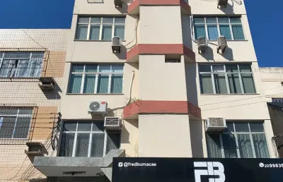 Sala comercial com 1 sala para alugar na Rua Conde de Araruama, 139, Centro, Macaé