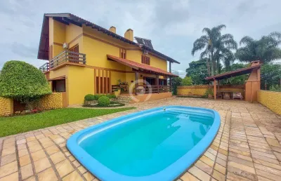 Casa à venda em sapiranga, centenário, com 5 quartos, com 424 m²