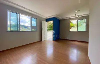 Casa com 4 dormitórios à venda, 130 m² por r$ 750.000,00 - iucas - teresópolis/rj