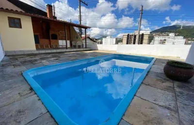 Casa com 5 dormitórios à venda, 287 m² por r$ 1.500.000,00 - panorama - teresópolis/rj