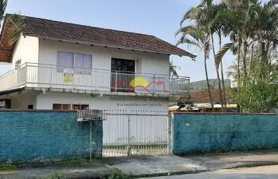 Casa com 2 quartos à venda no Bom Retiro, Joinville 