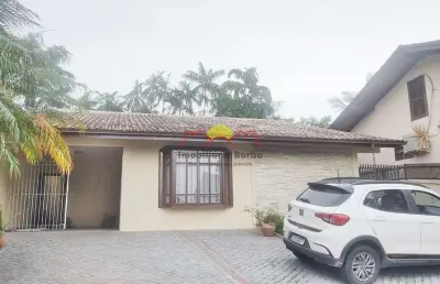 Casa com 4 quartos à venda no Floresta, Joinville 
