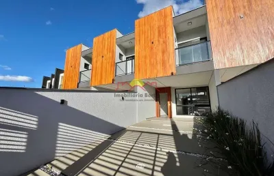 Casa com 3 quartos à venda no Iririú, Joinville 