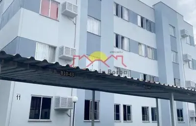 Apartamento com 3 quartos à venda no Iririú, Joinville 