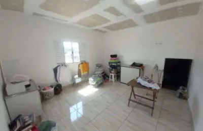 Casa com 3 quartos à venda na Travessa Sacy, Vila Urupês, Suzano