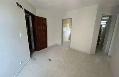 Apartamento com 44m² de 2 quartos, localizado na serraria.
