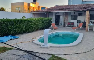Casa ampla com 3 dormitórios sendo 1 suíte em marechal deodoro - 360m²