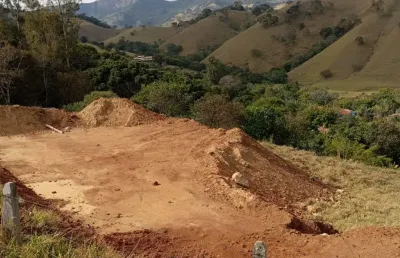 Chácara / sítio à venda na Praça Bras Reale, 21, Jardim Santa Terezinha, São Bento do Sapucaí