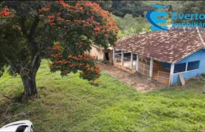 Fazenda à venda na Área Rural de Araguari, Araguari 