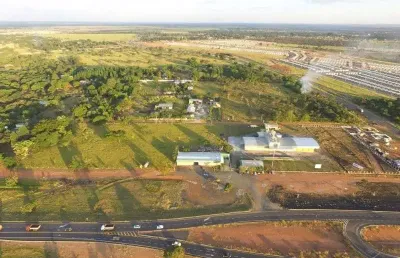 Área para empresas 15.180 m² com 100,00 metros de frente para o anel viário;