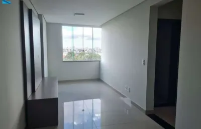 Apto de 60 m², bem localizado, com 2 quartos e 1 vaga de garagem espaçosa que cabem 2 carros.