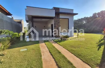 Casa com 3 quartos à venda na água preta, jarinu  por r$ 640.000