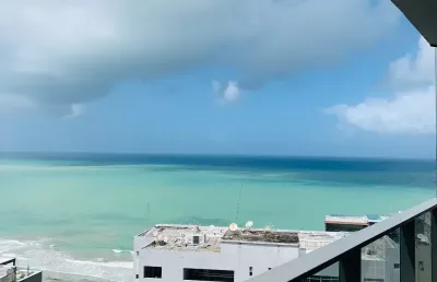 Luxo, requinte e sofisticação na melhor localização de boa viagem
