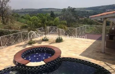 Linda casa de condomínio em sousas, com 350m², 4 quartos e 3 suítes.