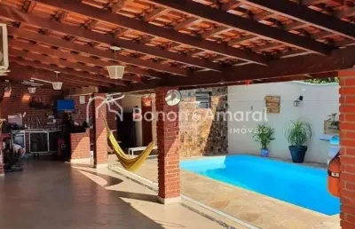 Casa com 3 quartos e 3 banheiros , área gourmet e piscina à venda, 120 m² por r$ 615.000