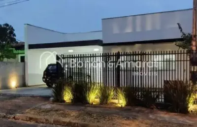 Casa térrea com 220m² de área de construção: aqui você encontra conforto, modernidade e uma localização privilegiada no jardim santa genebra, em campinas.