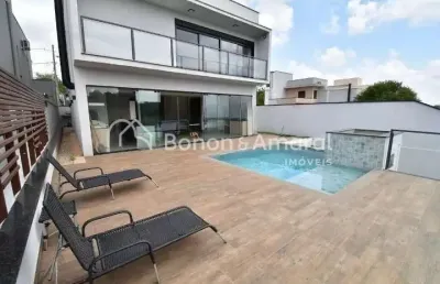 Casa em condomínio à venda, construção nova, 300m² área construída