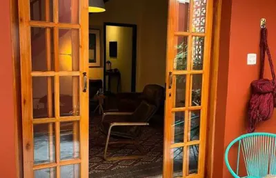 Casa de vila-proximo metro - hospital são paulo-armarios-confira!!!
