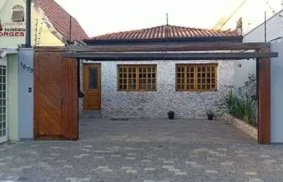 Bela casa térrea com 2 dorm, 1 suíte, 2 salas, 1 vaga e edícula