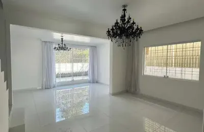 Casa a venda no campo belo - 5 dormitórios - 1 suíte - 250m².